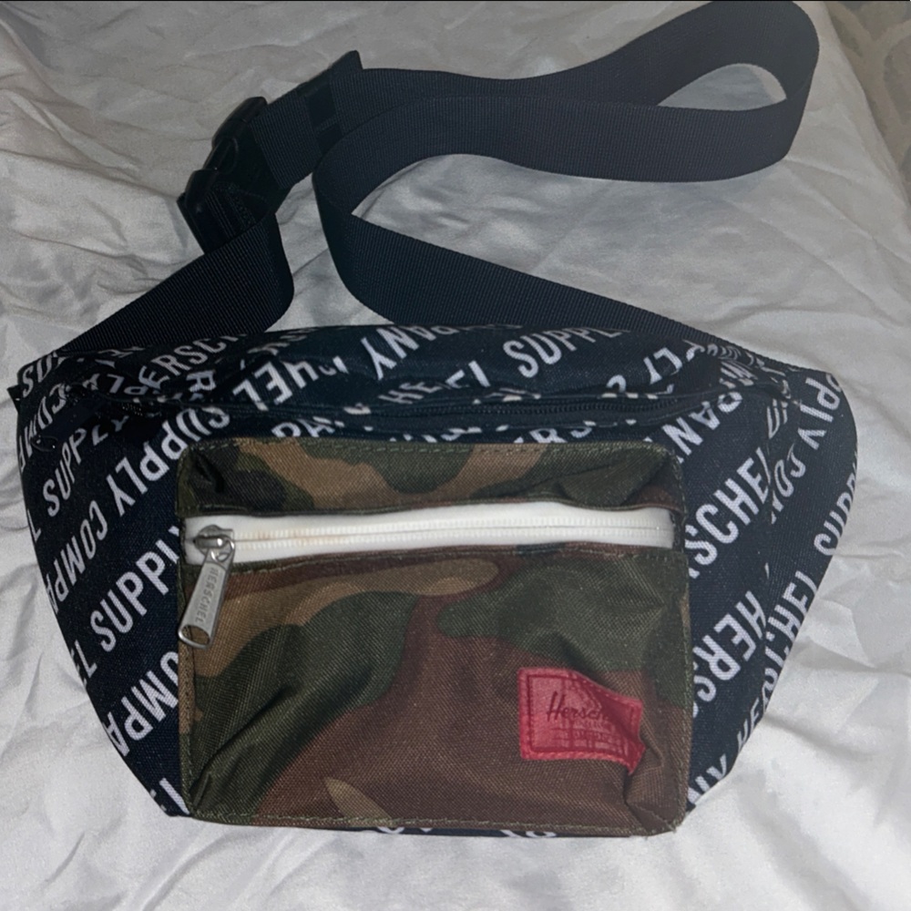 Herschel Supply Co. Unisex Bag- Navy w/white letters and camouflage pouch